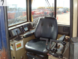中古建設機械 中古 コマツ KOMATSU ブルドーザ  D85P-21E