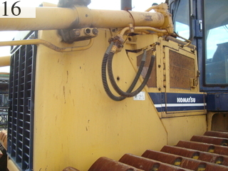 中古建設機械 中古 コマツ KOMATSU ブルドーザ  D85P-21E