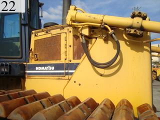 中古建設機械 中古 コマツ KOMATSU ブルドーザ  D85P-21E