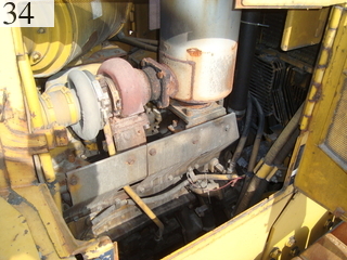 中古建設機械 中古 コマツ KOMATSU ブルドーザ  D85P-21E