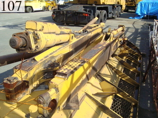 中古建設機械 中古 コマツ KOMATSU ブルドーザ  D85P-21E