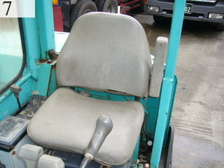 中古建設機械 中古 コベルコ建機 KOBELCO 油圧ショベル・バックホー ０．２－０．３立米 SK50UR