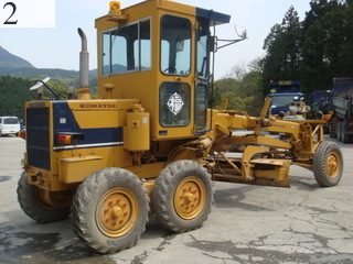 中古建設機械 中古 コマツ KOMATSU モーターグレーダー アーティキュレート式 GD300A-1