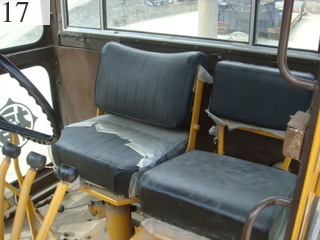 中古建設機械 中古 コマツ KOMATSU モーターグレーダー アーティキュレート式 GD300A-1