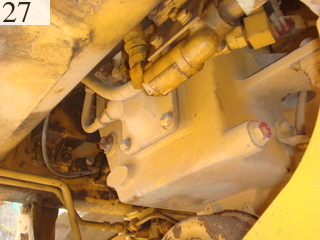 中古建設機械 中古 コマツ KOMATSU モーターグレーダー アーティキュレート式 GD300A-1