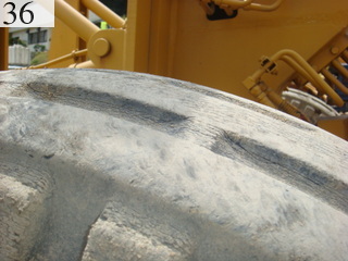 中古建設機械 中古 コマツ KOMATSU モーターグレーダー アーティキュレート式 GD300A-1