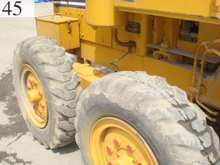 中古建設機械 中古 コマツ KOMATSU モーターグレーダー アーティキュレート式 GD300A-1