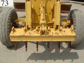 中古建設機械 中古 コマツ KOMATSU モーターグレーダー アーティキュレート式 GD300A-1