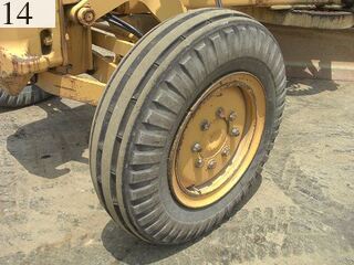 中古建設機械 中古 コマツ KOMATSU モーターグレーダー アーティキュレート式 GD405A-2