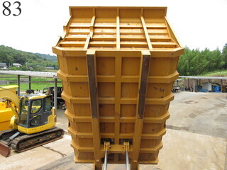 Used Construction Machine Used MITSUBISHI MITSUBISHI Crawler carrier Crawler Dump MST-2300VD