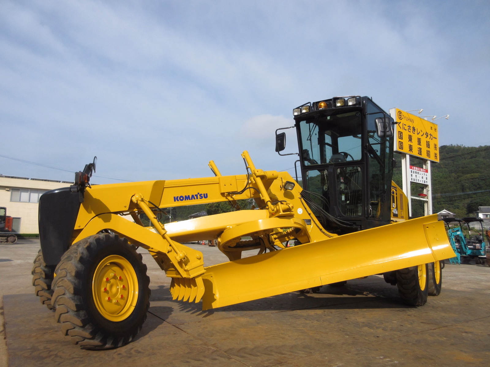 中古建設機械 中古 コマツ モーターグレーダー アーティキュレート式 GD405A-3E0 写真