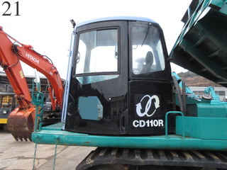 中古建設機械 中古 コマツ KOMATSU クローラ・キャリア クルクルキャリア・全旋回キャリアダンプ CD110R-1