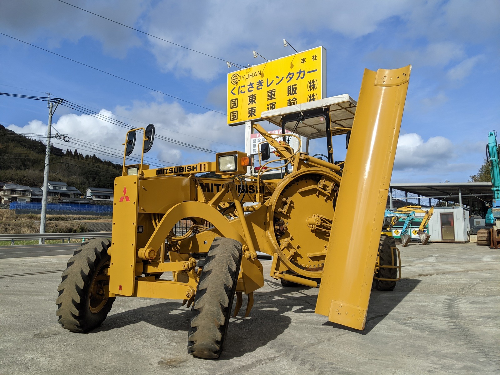 中古建設機械 中古 三菱重工業 MITSUBISHI モーターグレーダー アーティキュレート式 MG230III