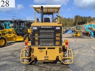中古建設機械 中古 三菱重工業 MITSUBISHI モーターグレーダー アーティキュレート式 MG230III