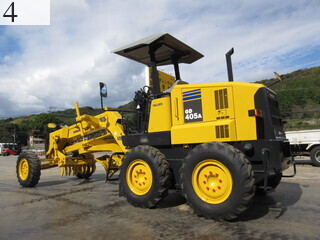 中古建設機械 中古 コマツ KOMATSU モーターグレーダー アーティキュレート式 GD405A-3E0