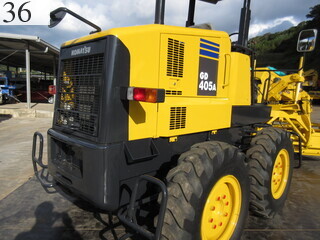 中古建設機械 中古 コマツ KOMATSU モーターグレーダー アーティキュレート式 GD405A-3E0