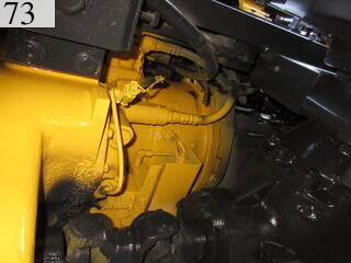 中古建設機械 中古 コマツ KOMATSU モーターグレーダー アーティキュレート式 GD405A-3E0