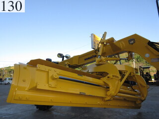 中古建設機械 中古 コマツ KOMATSU モーターグレーダー アーティキュレート式 GD405A-3E0