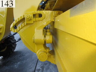 中古建設機械 中古 コマツ KOMATSU モーターグレーダー アーティキュレート式 GD405A-3E0