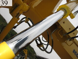 中古建設機械 中古 コマツ KOMATSU モーターグレーダー アーティキュレート式 GD405A-3