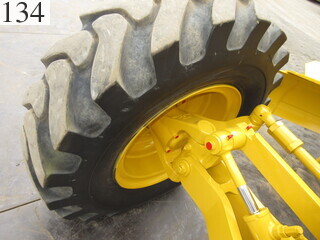 中古建設機械 中古 コマツ KOMATSU モーターグレーダー アーティキュレート式 GD405A-3