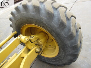 中古建設機械 中古 コマツ KOMATSU モーターグレーダー アーティキュレート式 GD405A-3