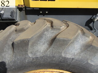 中古建設機械 中古 コマツ KOMATSU モーターグレーダー アーティキュレート式 GD405A-3
