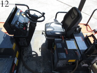 Used Construction Machine Used HITACHI HITACHI Roller Tire rollers ZC220P-5