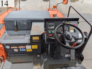 中古建設機械 中古 日立建機 HITACHI ローラー タイヤローラー ZC220P-5