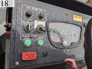 中古建設機械 中古 日立建機 HITACHI ローラー タイヤローラー ZC220P-5