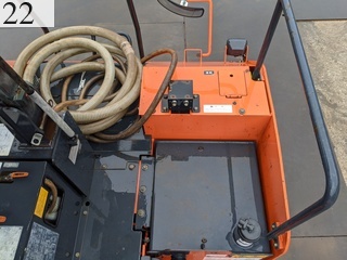 中古建設機械 中古 日立建機 HITACHI ローラー タイヤローラー ZC220P-5