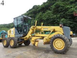 中古建設機械 中古 コマツ KOMATSU モーターグレーダー アーティキュレート式 GD405A-3E0