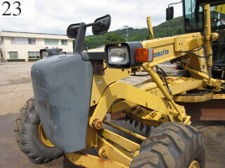 中古建設機械 中古 コマツ KOMATSU モーターグレーダー アーティキュレート式 GD405A-3E0