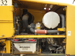 中古建設機械 中古 コマツ KOMATSU モーターグレーダー アーティキュレート式 GD405A-3E0