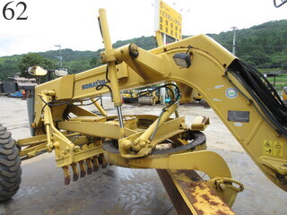 中古建設機械 中古 コマツ KOMATSU モーターグレーダー アーティキュレート式 GD405A-3E0
