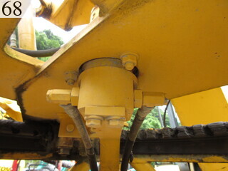 中古建設機械 中古 コマツ KOMATSU モーターグレーダー アーティキュレート式 GD405A-3E0