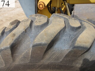中古建設機械 中古 コマツ KOMATSU モーターグレーダー アーティキュレート式 GD405A-3E0