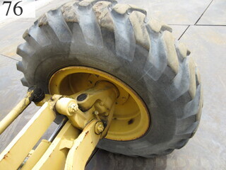 中古建設機械 中古 コマツ KOMATSU モーターグレーダー アーティキュレート式 GD405A-3E0