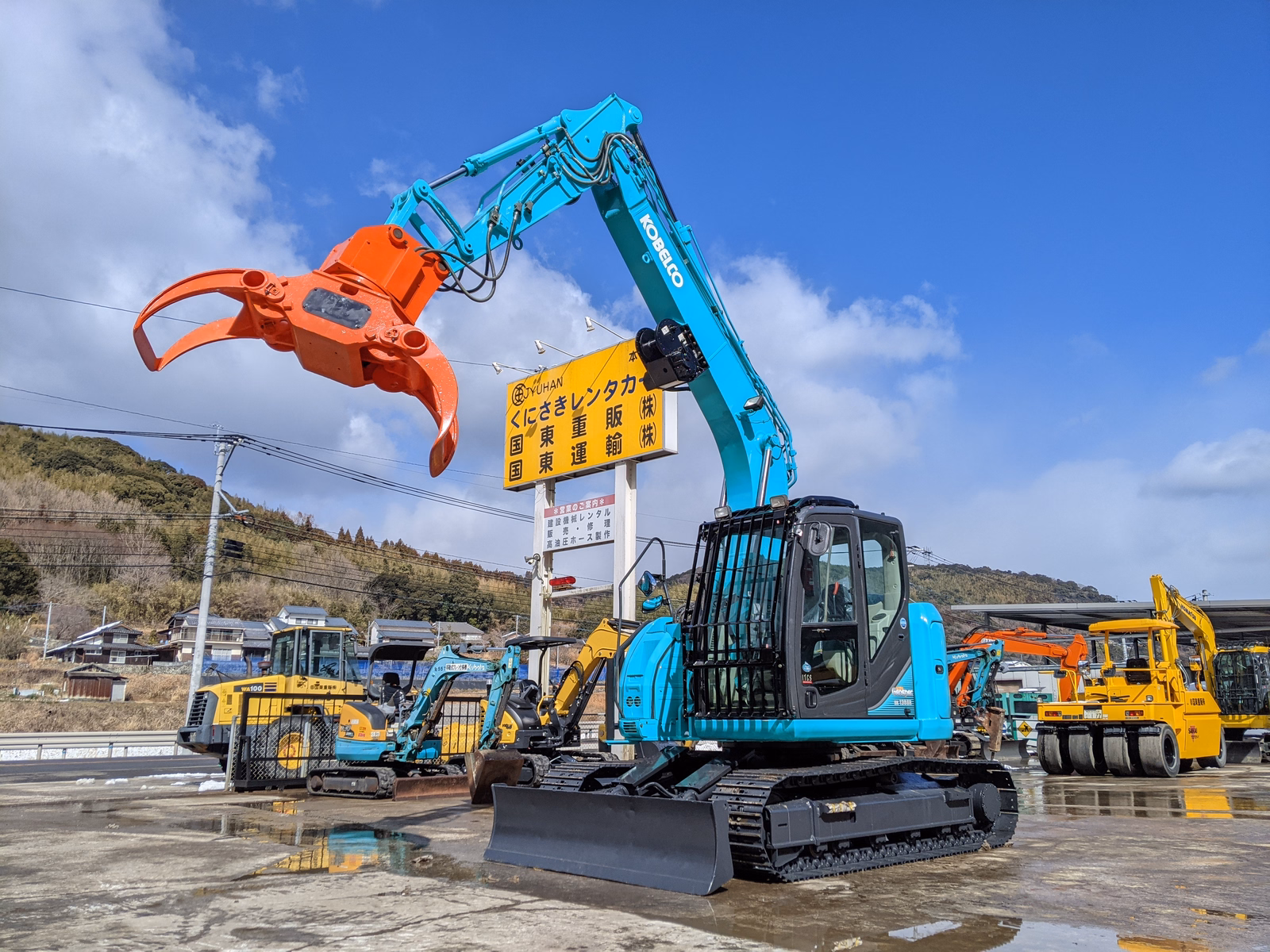 中古建設機械 中古 コベルコ建機 林業機械 グラップル・ウインチ・排土板 SK135SR-3F 写真