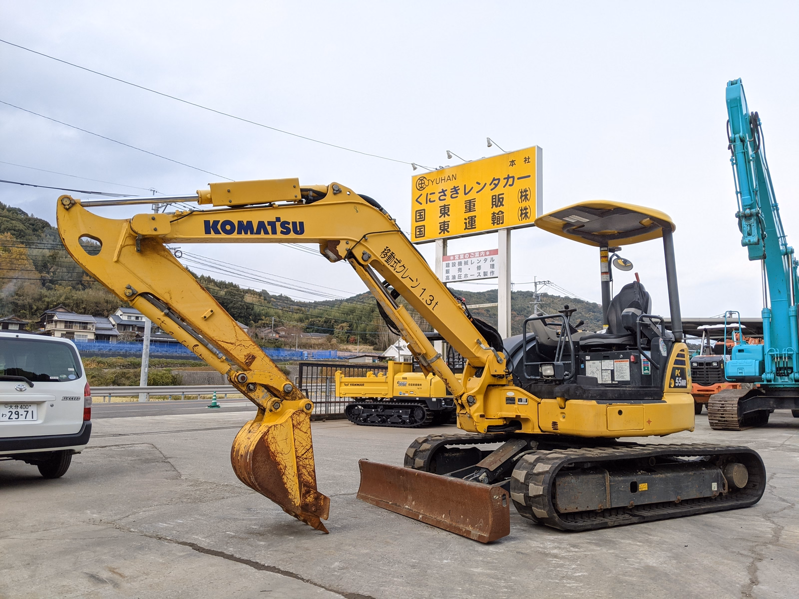 中古建設機械 中古 コマツ 油圧ショベル・バックホー ０．１立米以下 PC55MR-5 写真