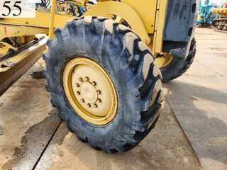 中古建設機械 中古 コマツ KOMATSU モーターグレーダー アーティキュレート式 GD655-3E0