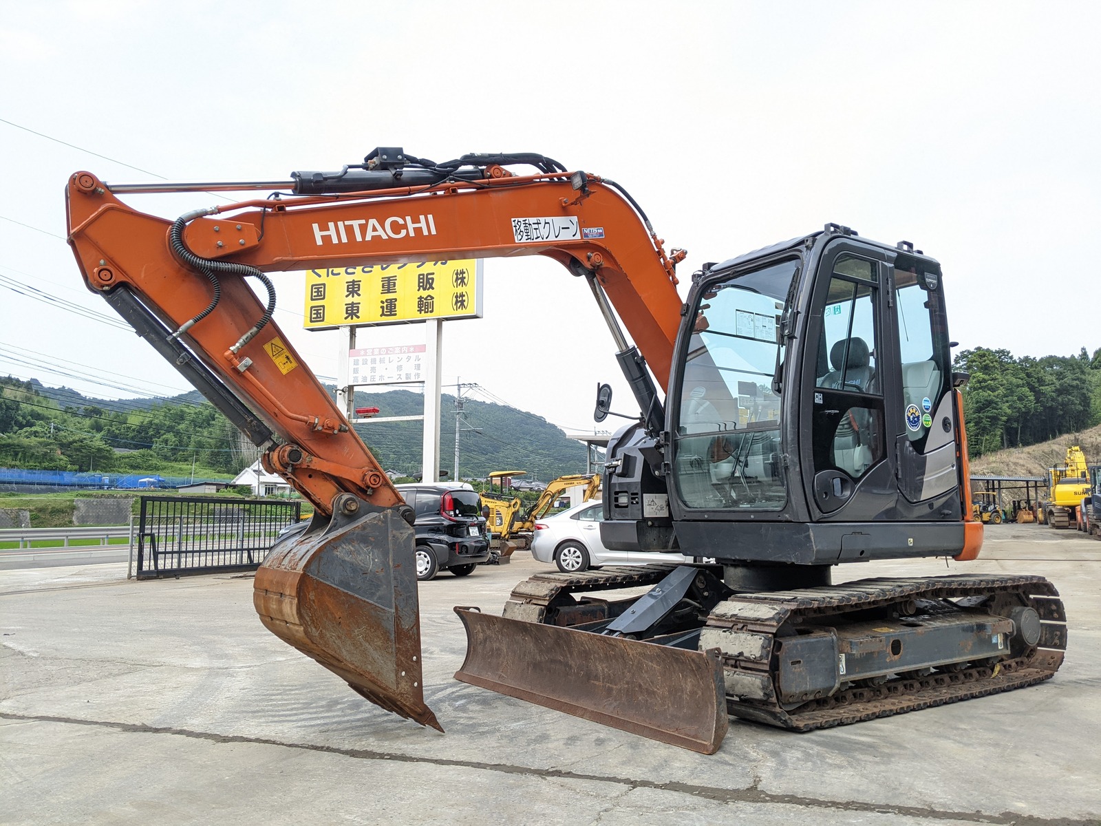 中古建設機械 中古 日立建機 HITACHI 油圧ショベル・バックホー ０．２－０．３立米 ZX75US-5B