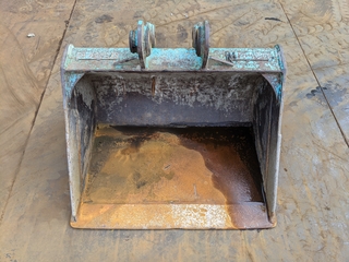 中古建設機械 中古 コベルコ建機 バケット 法面バケット SK50UR-6E-SLOPE-BUCKET 写真