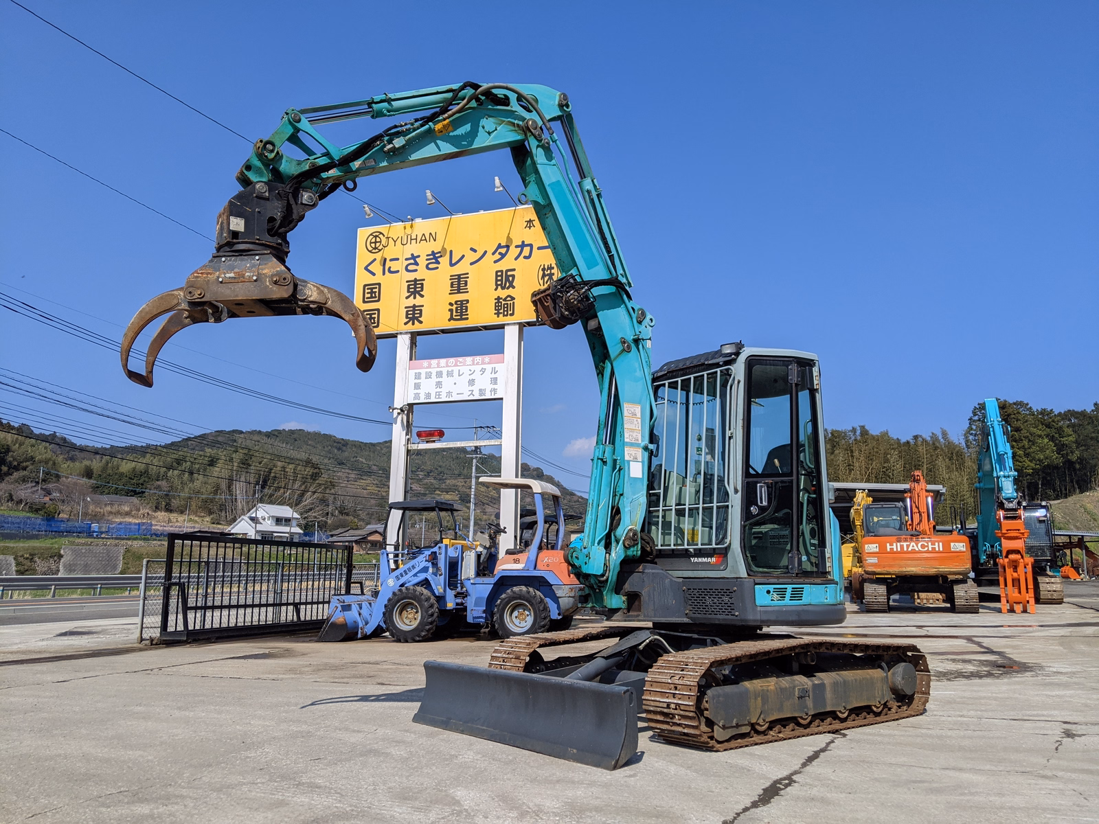 Used Construction Machine Used YANMAR Forestry excavators Grapple / Winch / Blade ViO50-5B Photos