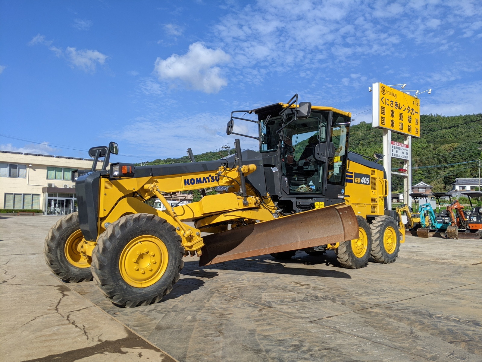 中古建設機械 中古 コマツ KOMATSU モーターグレーダー アーティキュレート式 GD405-7