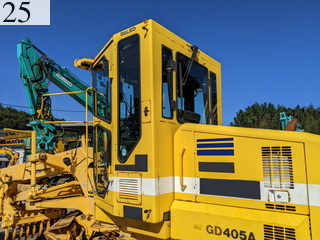 中古建設機械 中古 コマツ KOMATSU モーターグレーダー アーティキュレート式 GD405A-3Y