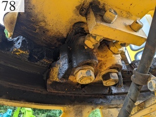 中古建設機械 中古 コマツ KOMATSU モーターグレーダー アーティキュレート式 GD405A-3Y