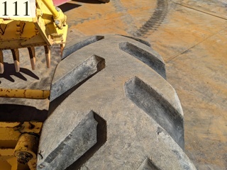 中古建設機械 中古 コマツ KOMATSU モーターグレーダー アーティキュレート式 GD405A-3Y