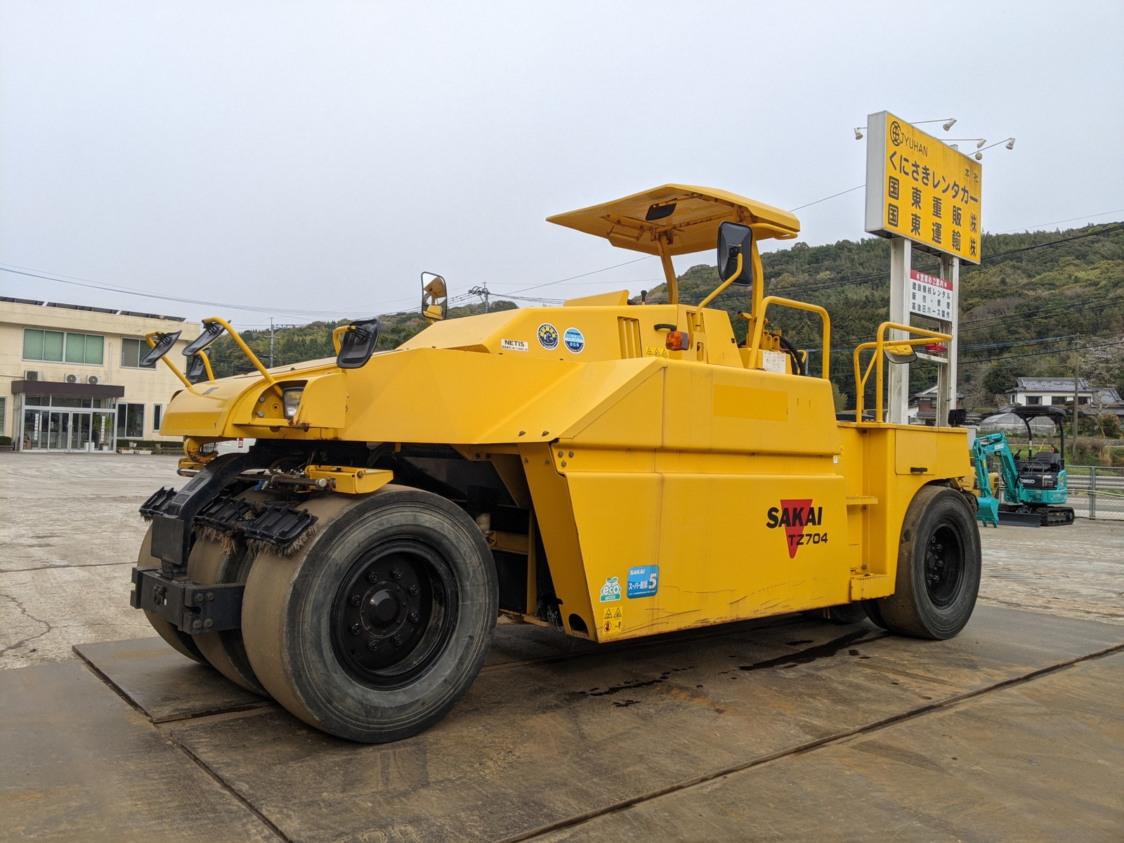 Used Construction Machine Used SAKAI SAKAI Roller Tire rollers TZ704