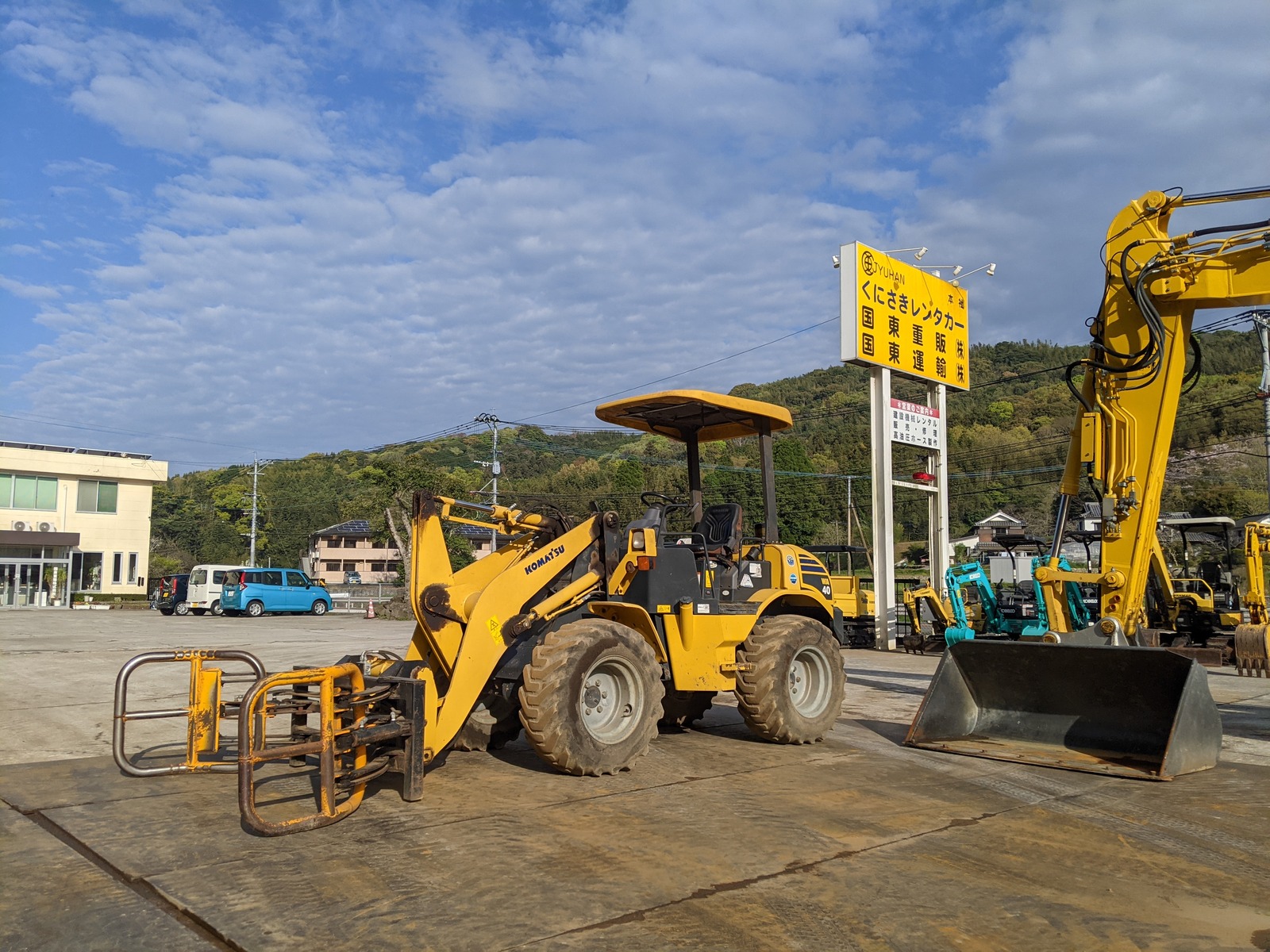 中古建設機械 中古 コマツ KOMATSU ホイール・ローダ １．０立米以下 WA40-6N0